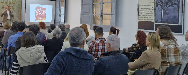 Asistentes a la presentación sobre el Club de Producto del Camino del Cid celebrada hoy en Xàtiva (Valencia) Asistentes a la presentación sobre el Club de Producto del Camino del Cid celebrada hoy en Xàtiva (Valencia)