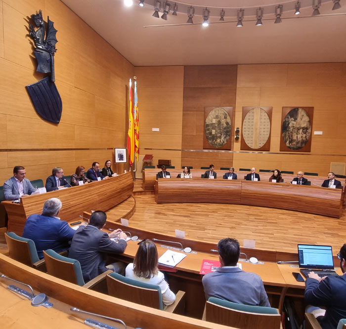 El Salón de Plenos de la Diputación de Valencia acogió la celebración del Consejo Rector El Salón de Plenos de la Diputación de Valencia acogió la celebración del Consejo Rector