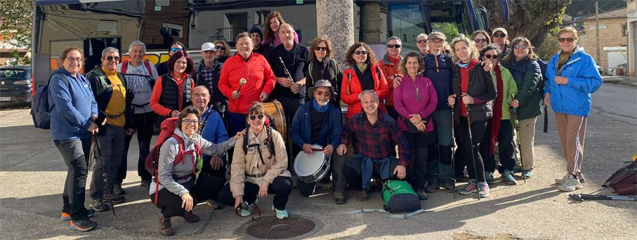 Integrantes del Colegio de Médicos de Guadalajara en la ruta propuesta por Los Medicid Integrantes del Colegio de Médicos de Guadalajara en la ruta propuesta por Los Medicid