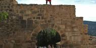 Antiguas murallas y puerta de acceso de Santo Domingo de Silos, Burgos / ALC